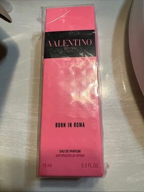 Valentino Donna Born in Roma Eau de Parfum -mini Hot Pink & Black